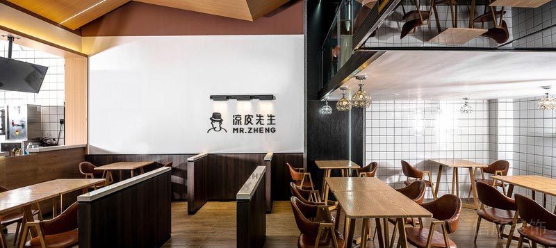 深圳沙尾餐飲裝修設(shè)計公司案例藝術(shù)燈具